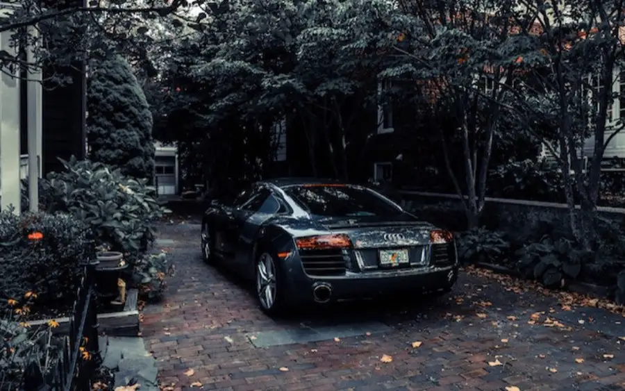 Custom paint job on luxury automobile